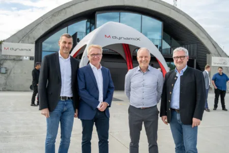 Die vier Gründungsmitglieder der MdynamiX AG, Prof. Dr. Peter E. Pfeffer (CEO), Prof. Dr. Markus Krug (CEO), Prof. Bernhard Schick (CEO) und Prof. Dr. Stefan Sentpali (Aufsichtsratsvorsitz) (v.l.n.r.)