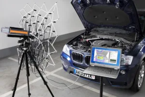 Akustische Kamera zur NVH-Ursachenanalyse am Fahrzeug: Lokalisierung von Geräuschquellen im Motorraum mittels Beamforming und visueller Heatmap-Auswertung