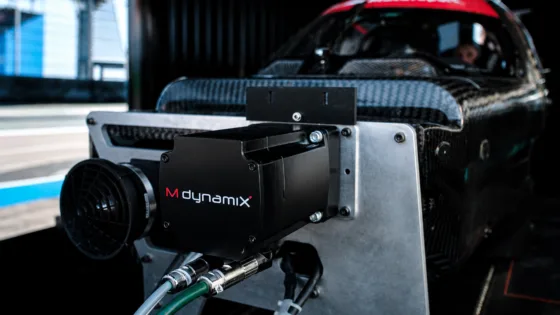 Max-Hesse_works-driver-BMW-M-Motorsport_MdynamiX_MotorsportEngineering_SteeringFeel_MXsteerWheelRTpro_Force-Feedback